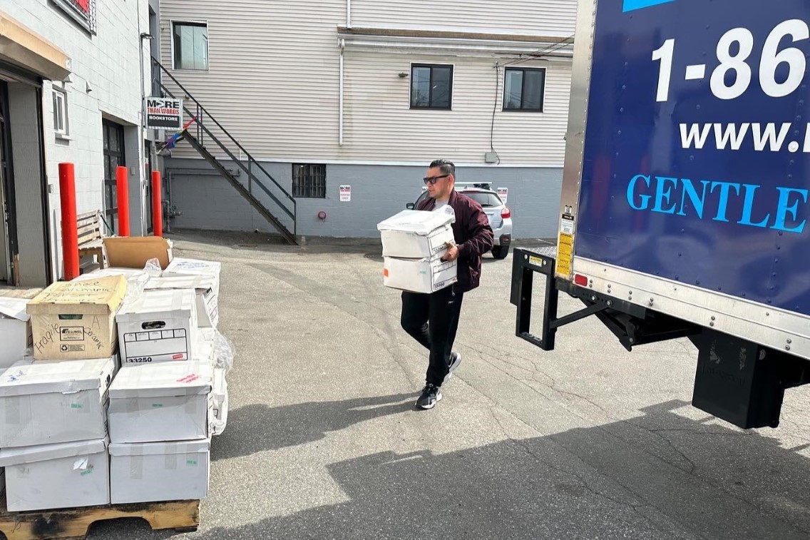 Wellesley Hills MA Storage and Moving